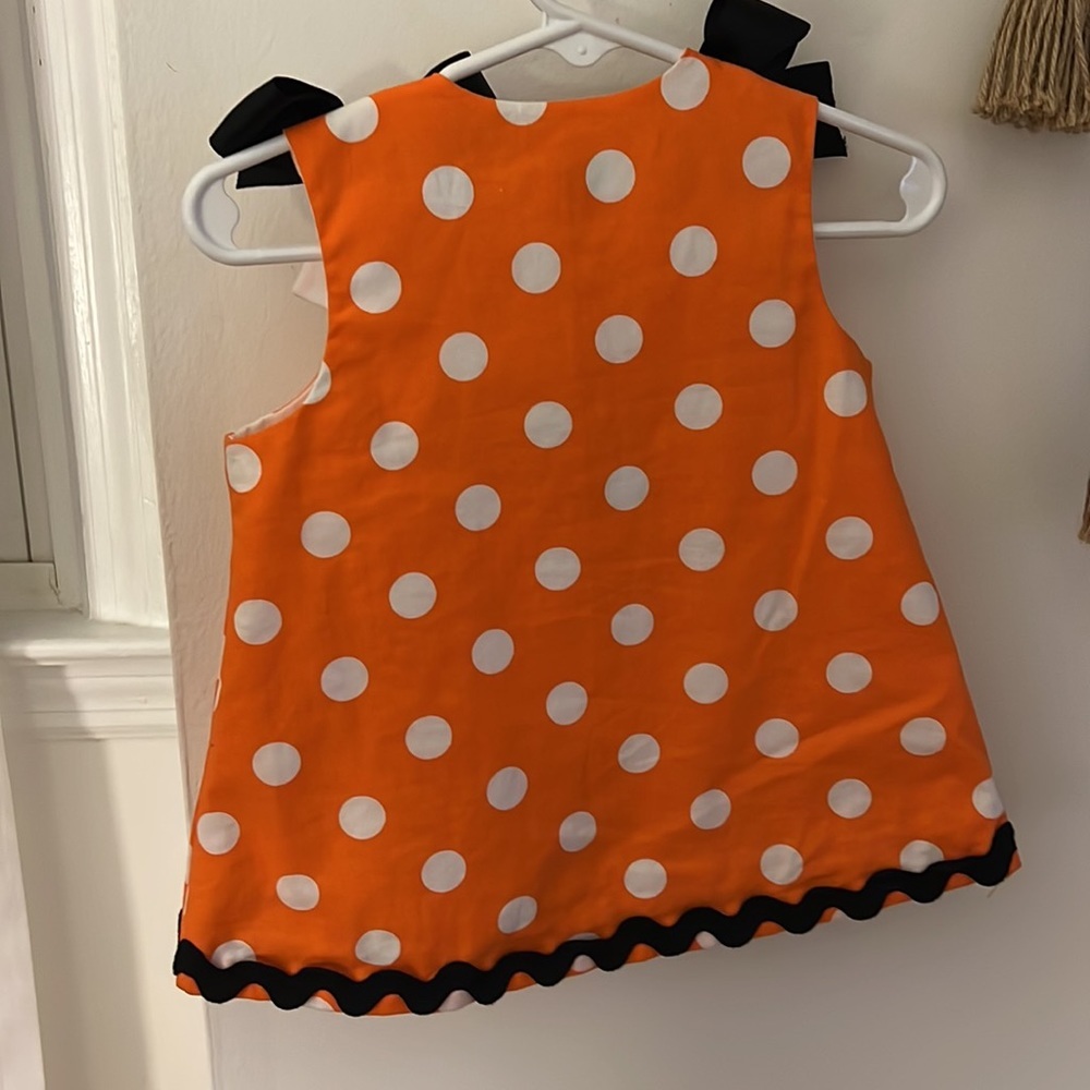 HALLOWEEN SMOCK SPIDER DRESS WITH POLKA DOTS AND BLACK BOWS - SIZE 6-9M - Picture 6 of 6